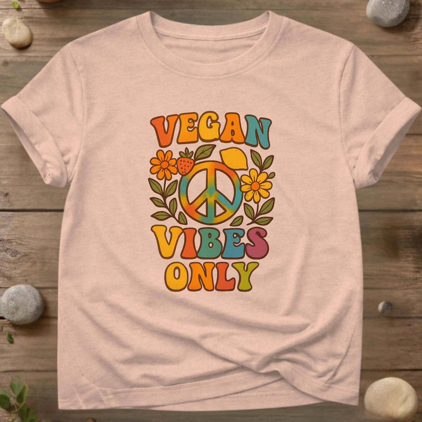 Vegan Vibes Only T-shirt – Retro Peace &amp; Plant Power graphic op een Stanley/Stella biologisch katoenen T-shirt
